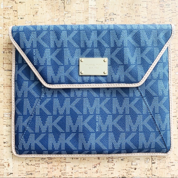 MICHAEL KORS Envelope Clutch β¨